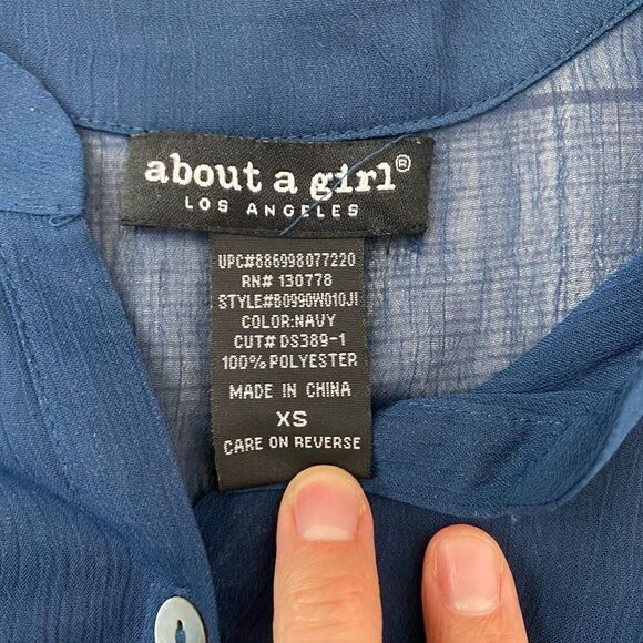 About a girl sheer blouse w/button sleeves sz XS - Picture 7 of 11